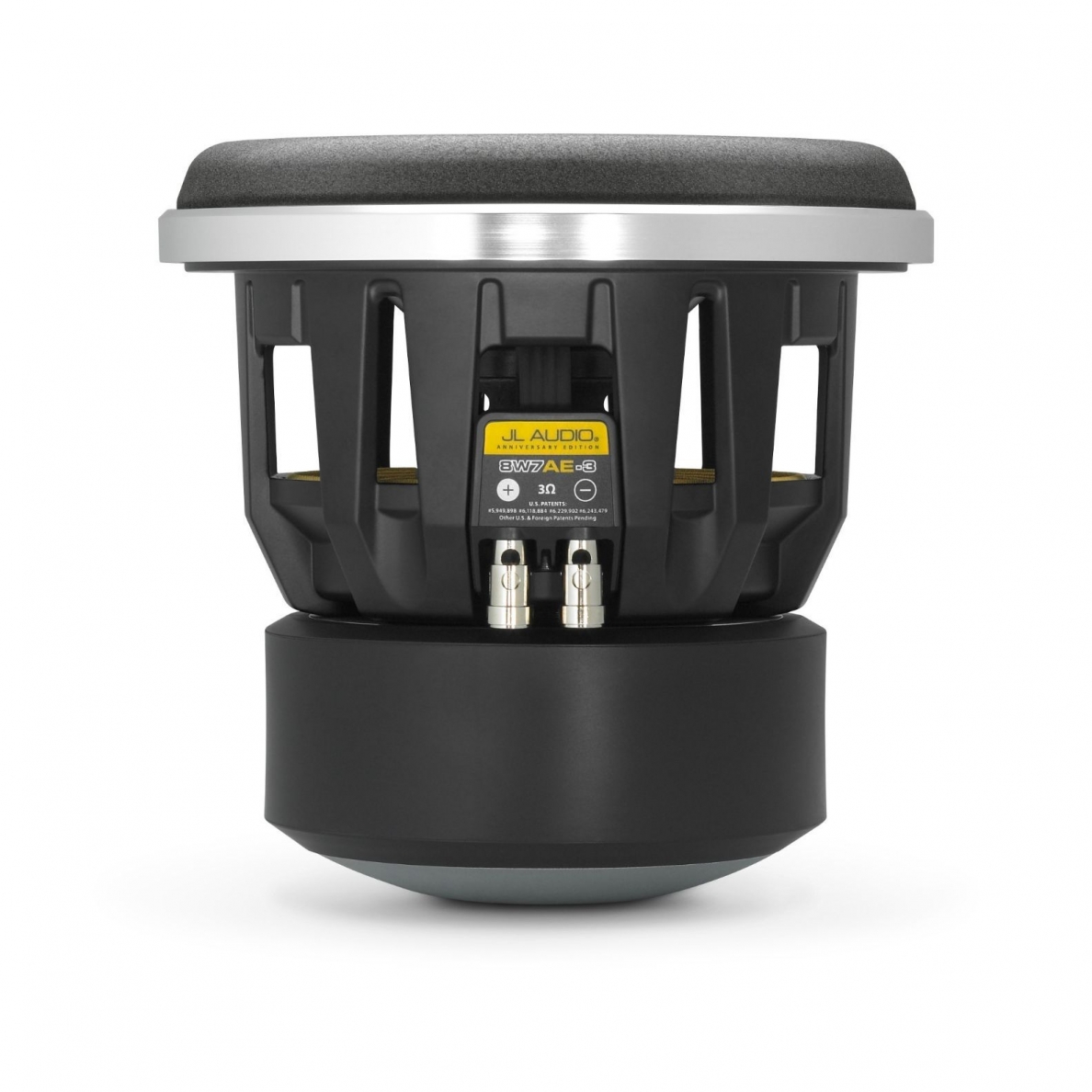 JL Audio 8W7AE 3 JL Audio 8W7AE 3